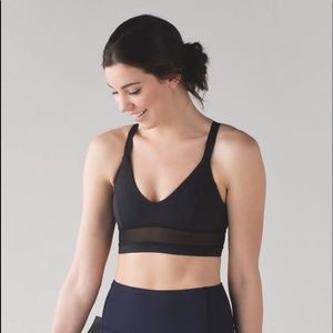 Lululemon Body Con Sports Bra